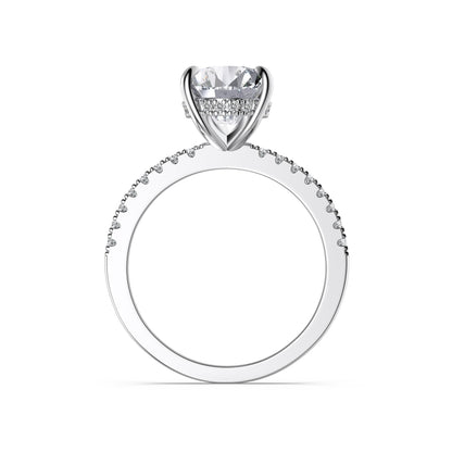 Ovaler Diamant